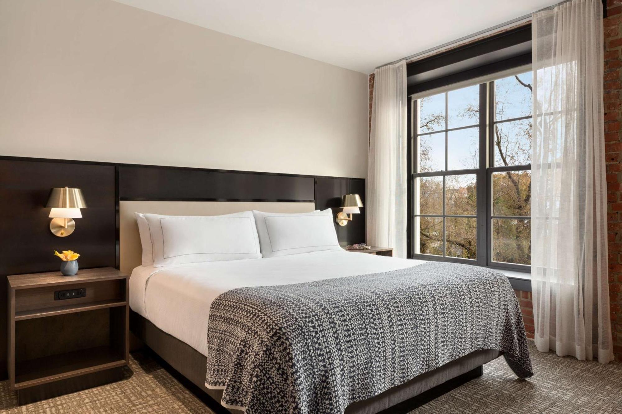 The Wilbur Lititz, Tapestry Collection By Hilton Hotel Luaran gambar