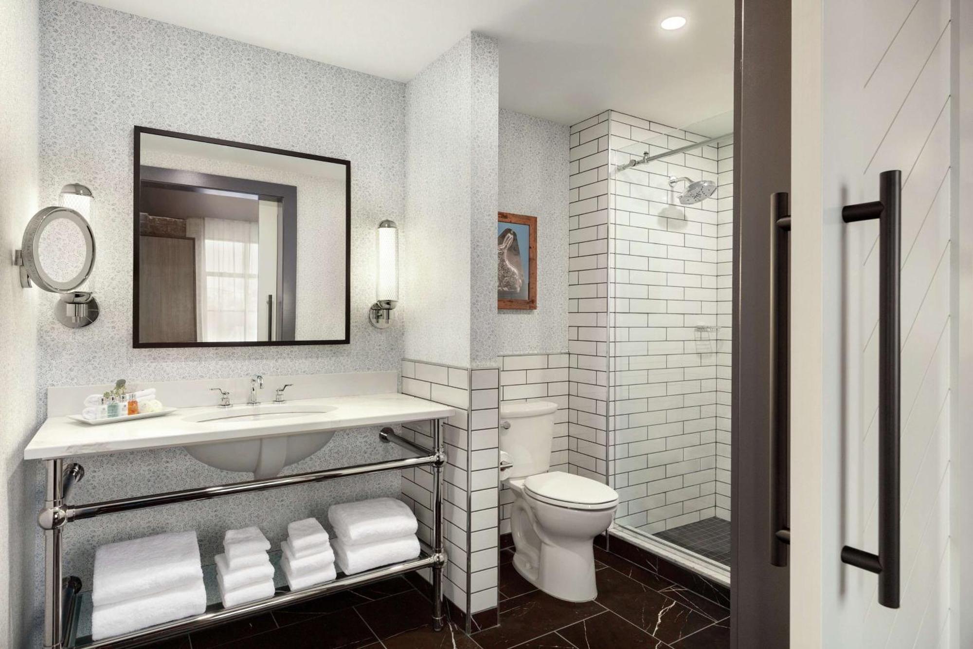 The Wilbur Lititz, Tapestry Collection By Hilton Hotel Luaran gambar